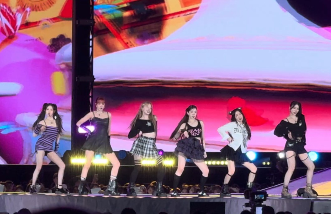 stayc《bubble   teddy bear》golden wave高雄拼盘演唱会饭拍 240413