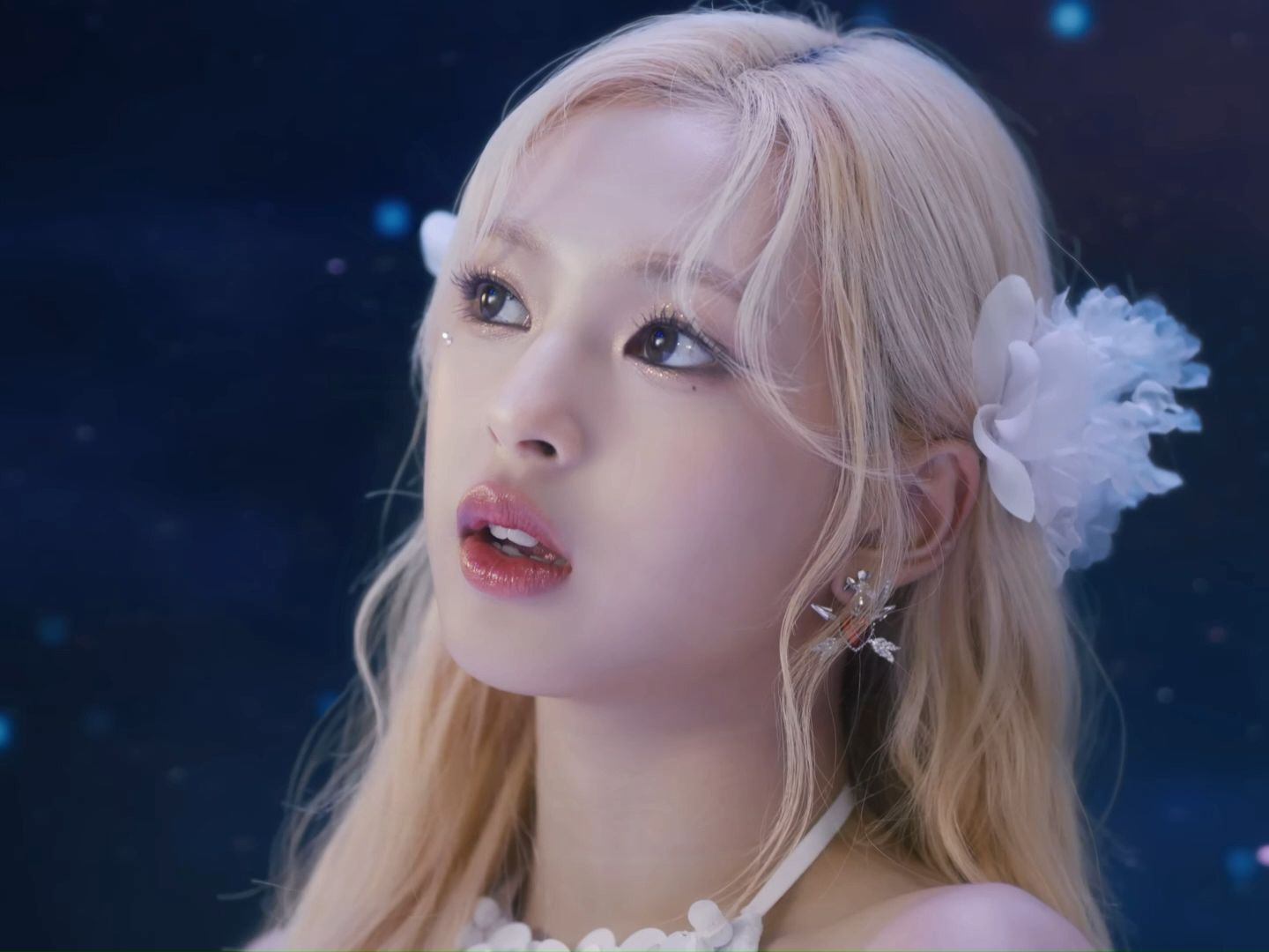 babymonster - stuck in the middle mv