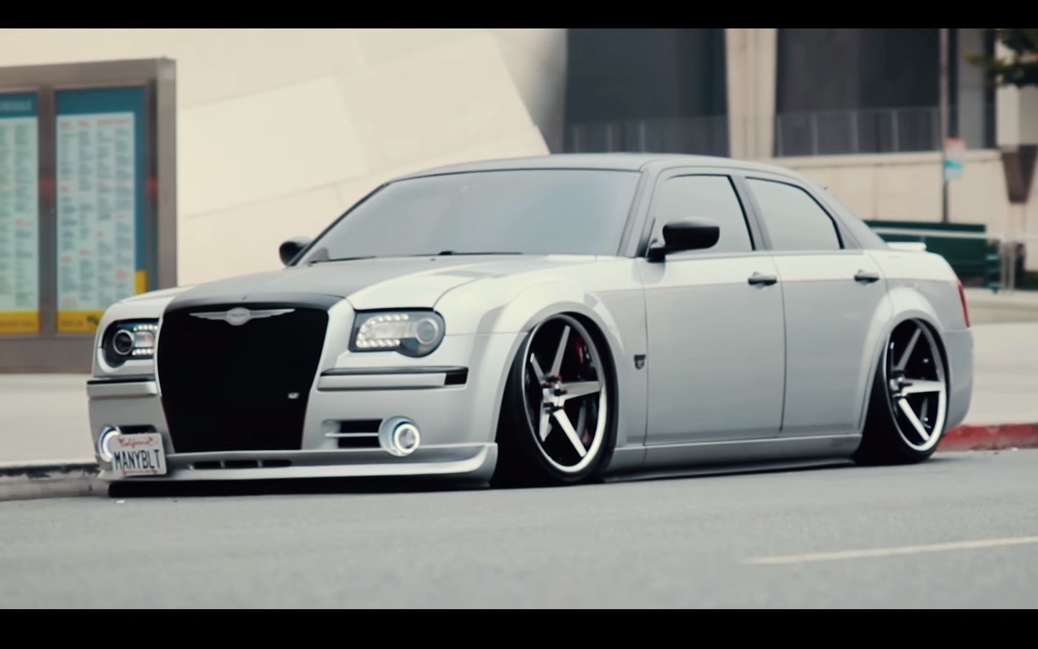 美式低趴 - dub大脚风格 克莱斯勒300c改装 / chrome lip