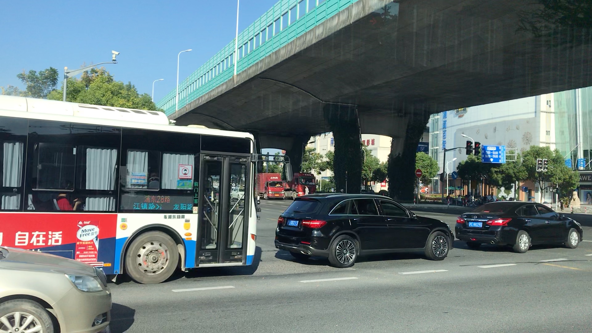上海街景实拍(浦东,川沙,川沙路华夏东路段)_哔哩哔哩_bilibili
