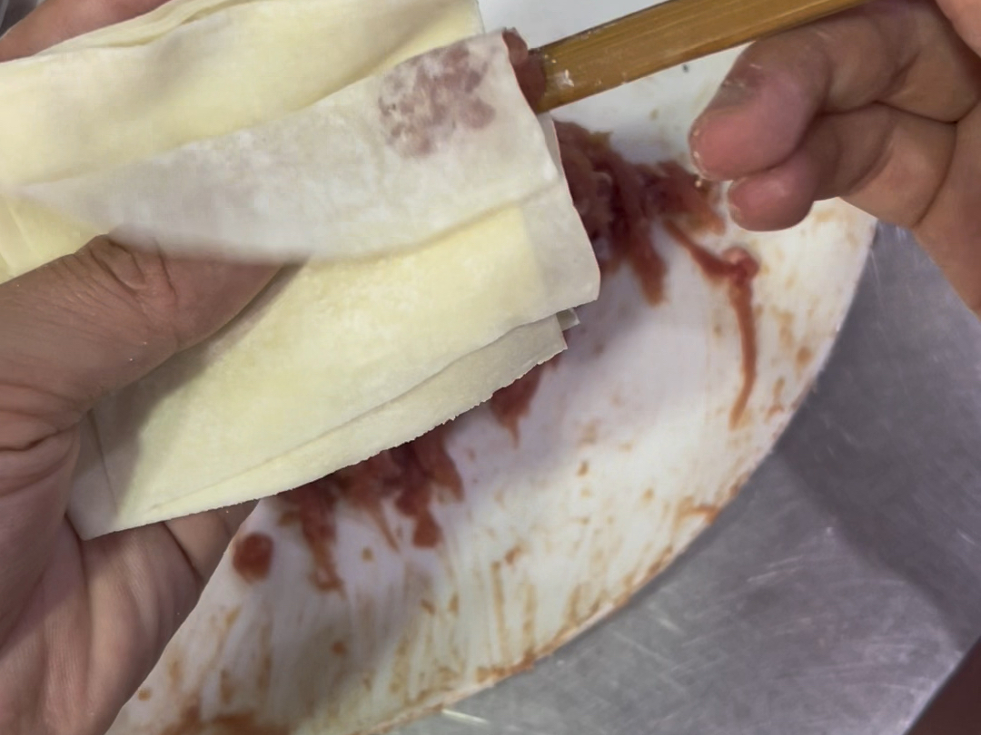 包馄饨技术!