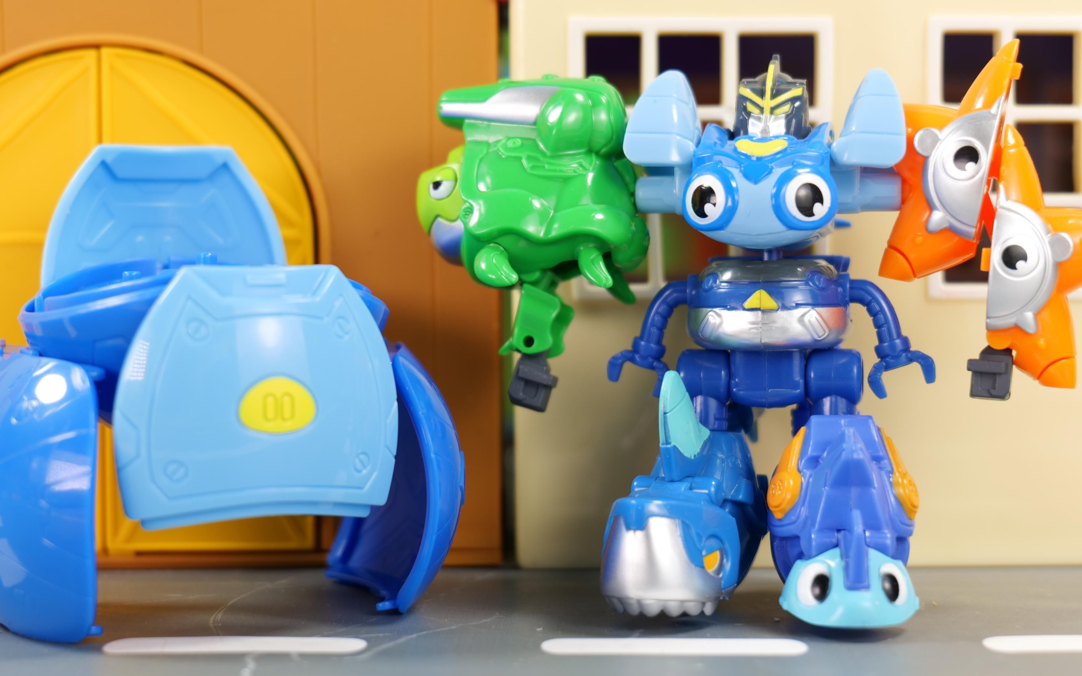 猪猪侠深海小英雄爆蛋萌宠合体玩具