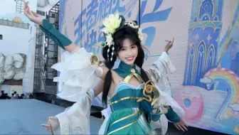 “铜雀春深锁二乔”