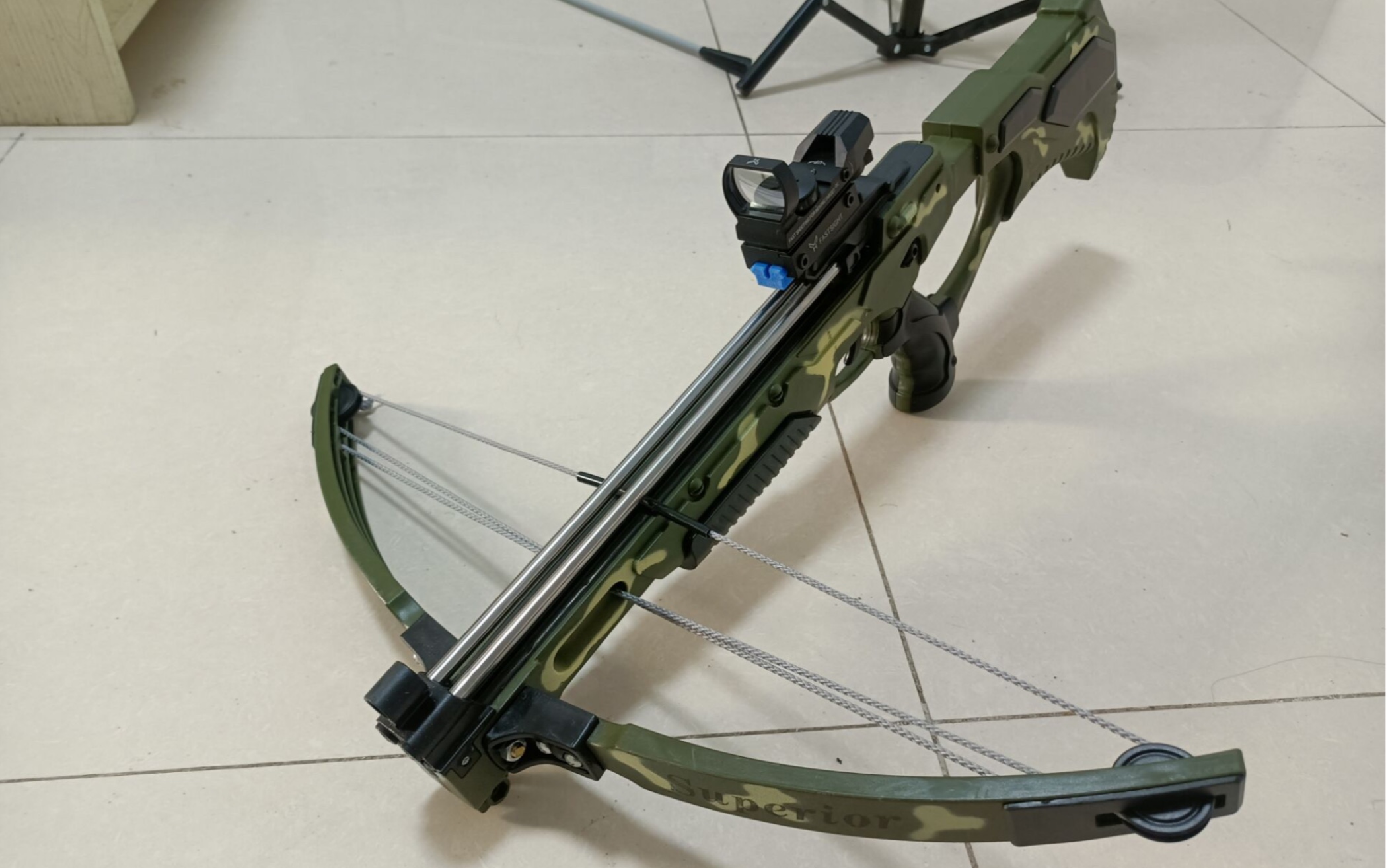 国产玩具弩入手,解压无伤害,精度感人_哔哩哔哩_bilibili