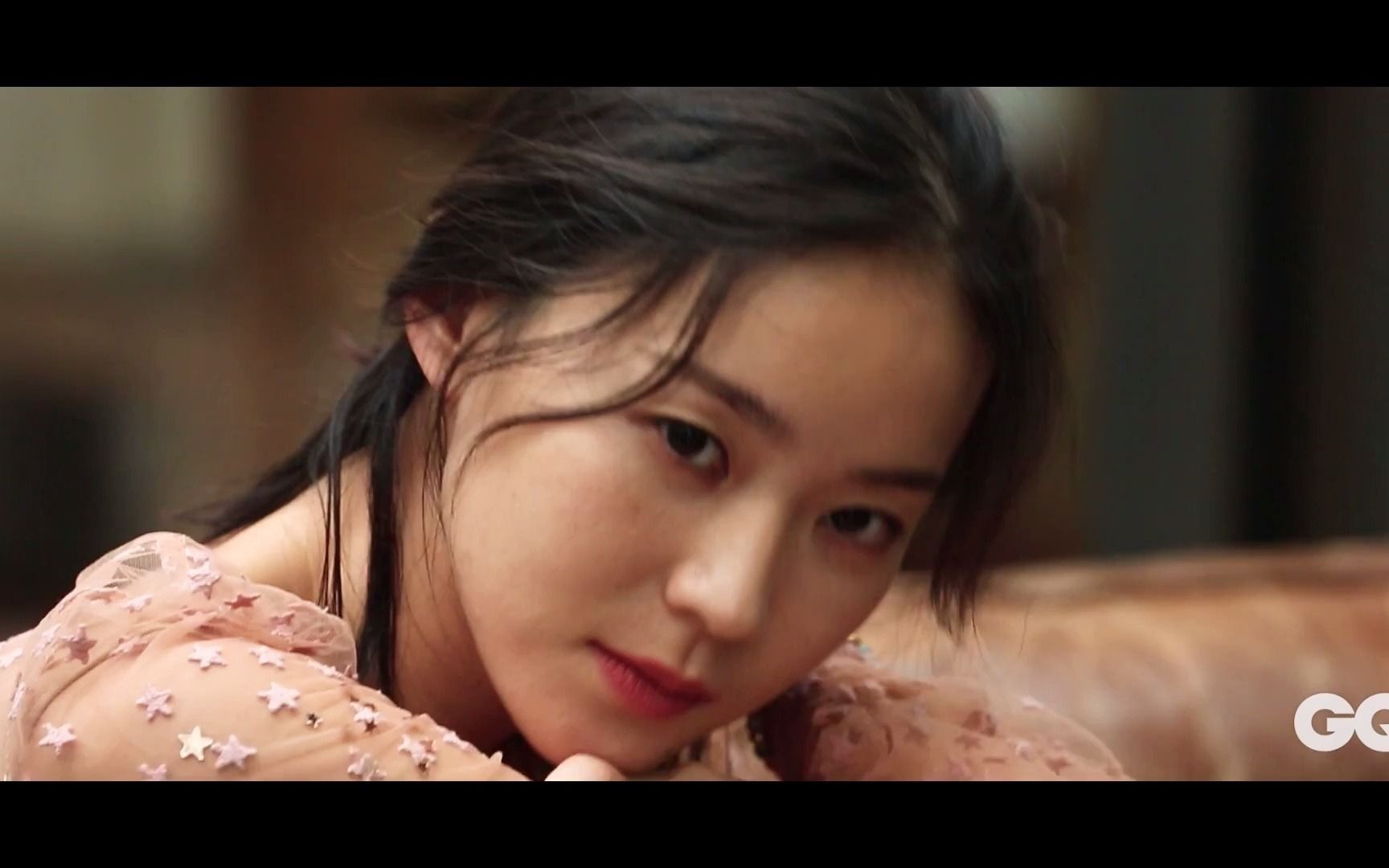 53 钟瑶 与生俱來的浪漫灵魂我谈恋爱喜欢制造浪漫惊喜会把一切弄的很