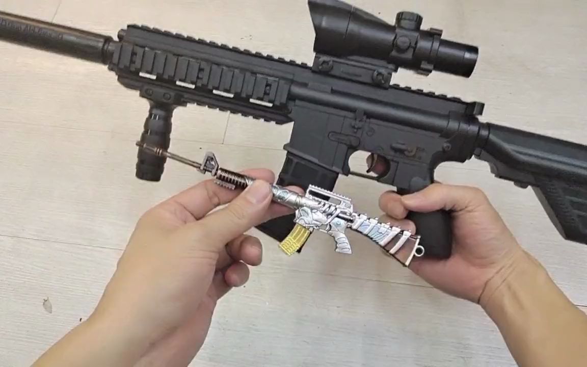 【玩具开箱】吃鸡神枪m416开箱,对比m4a1,炫酷威武,似双胞胎,区别在