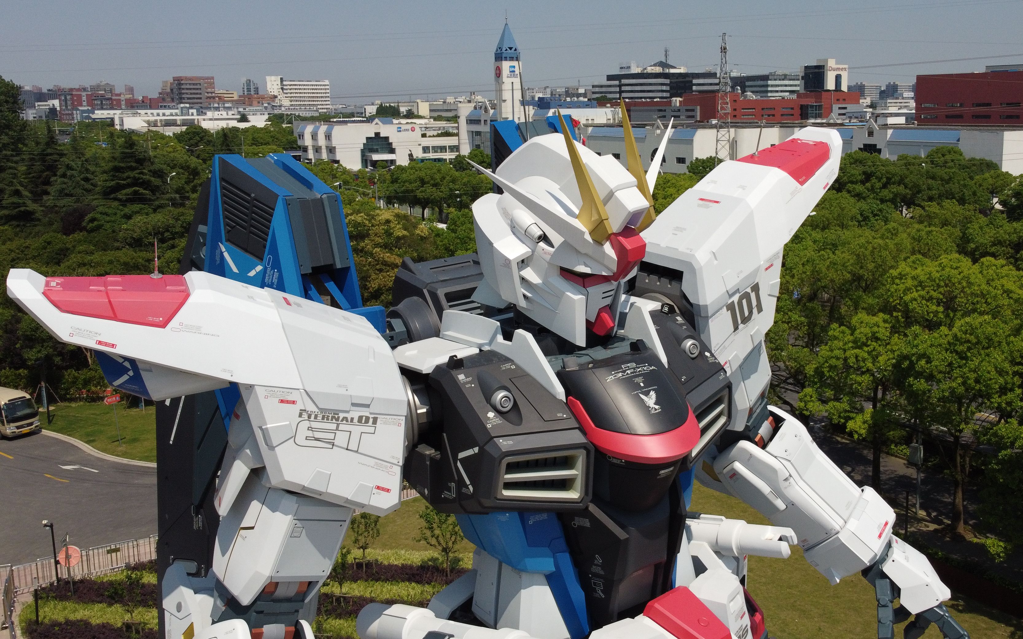 活动  6月 自由高达立像航拍