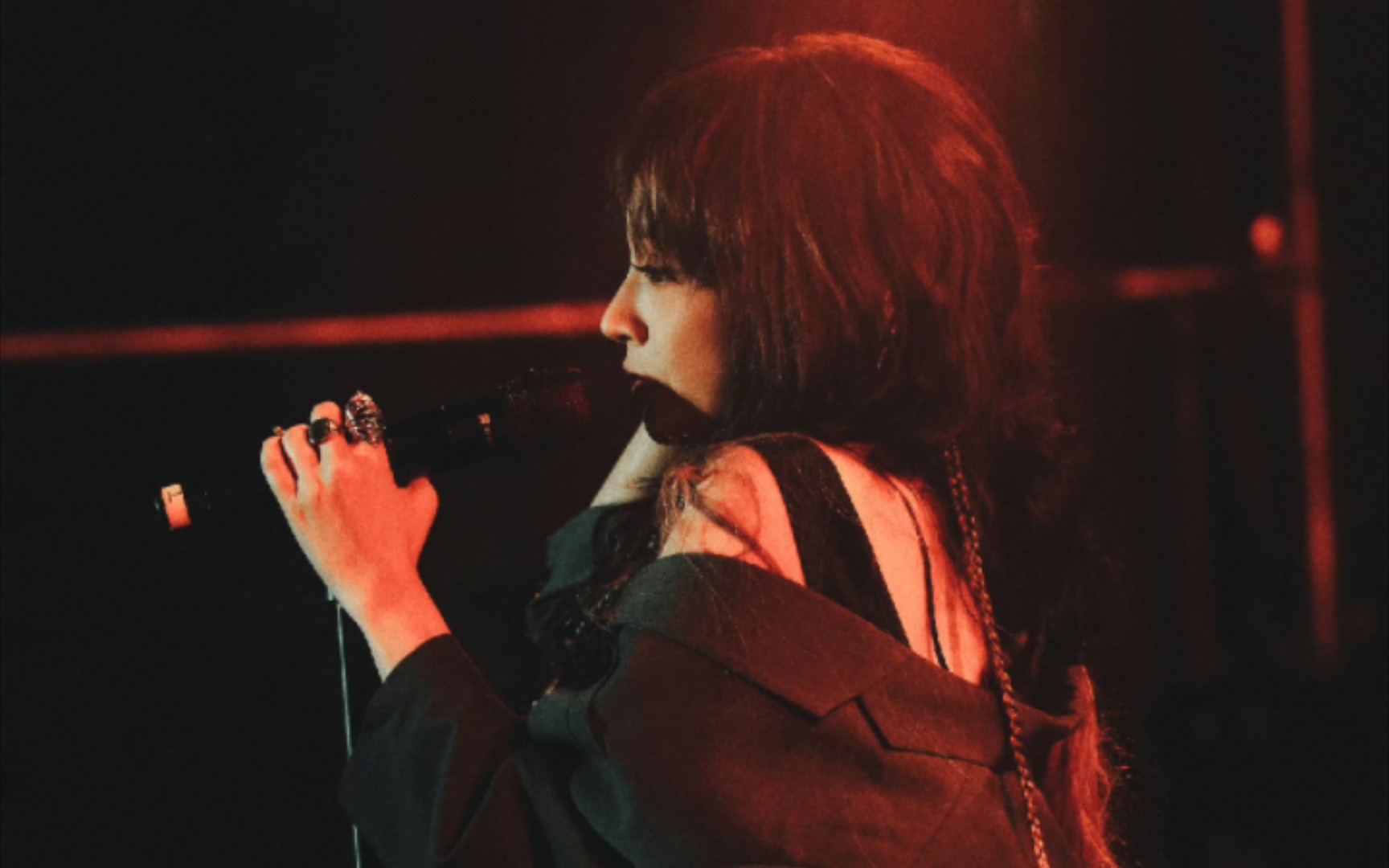 faye詹雯婷《月牙湾》自拍大合唱 10.22 贵阳草莓音乐节