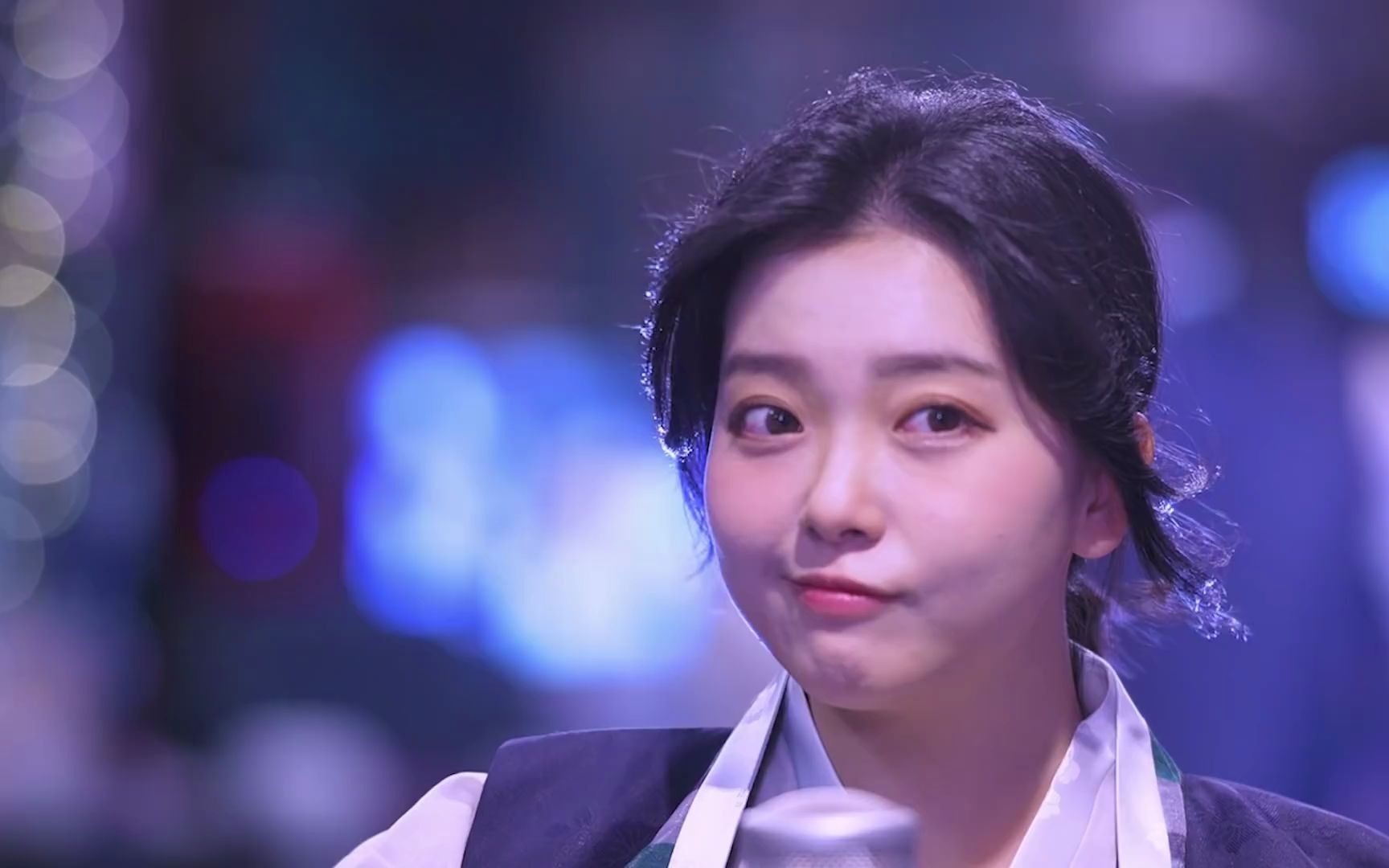 韩国音乐----【雨中的女人】----yoyomi