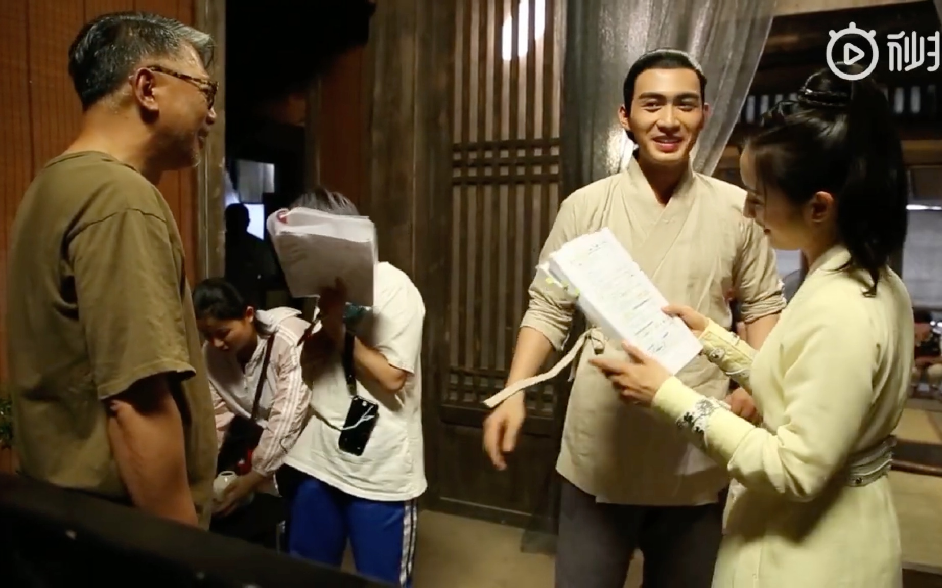 【张彬彬 莲衣客】 小女花不弃>各式花絮～好好玩啊