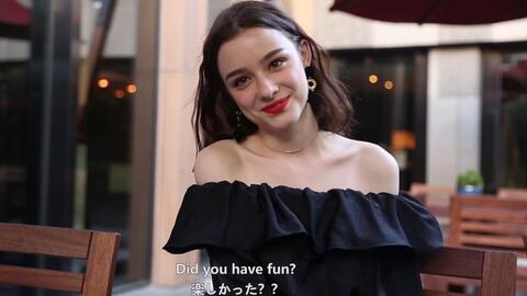 英字 Valmuer Garden By Valmuer Dasha Taran 18 Aw Collection Hit Item 哔哩哔哩 つロ干杯 Bilibili