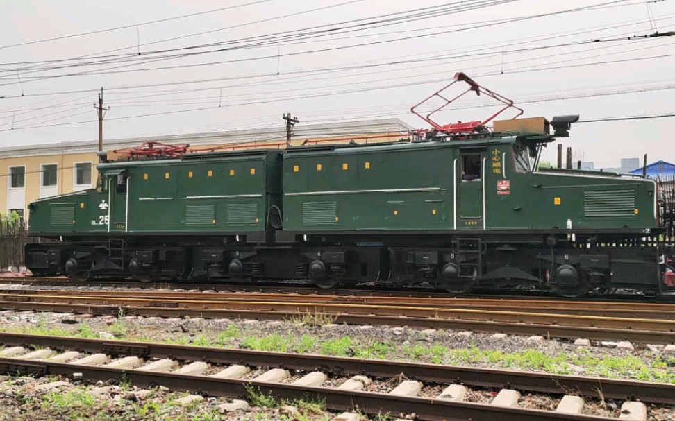 el1型直流工业电机车,俗称:东徳大鳄鱼,大摩电-弗雷德里克officcial