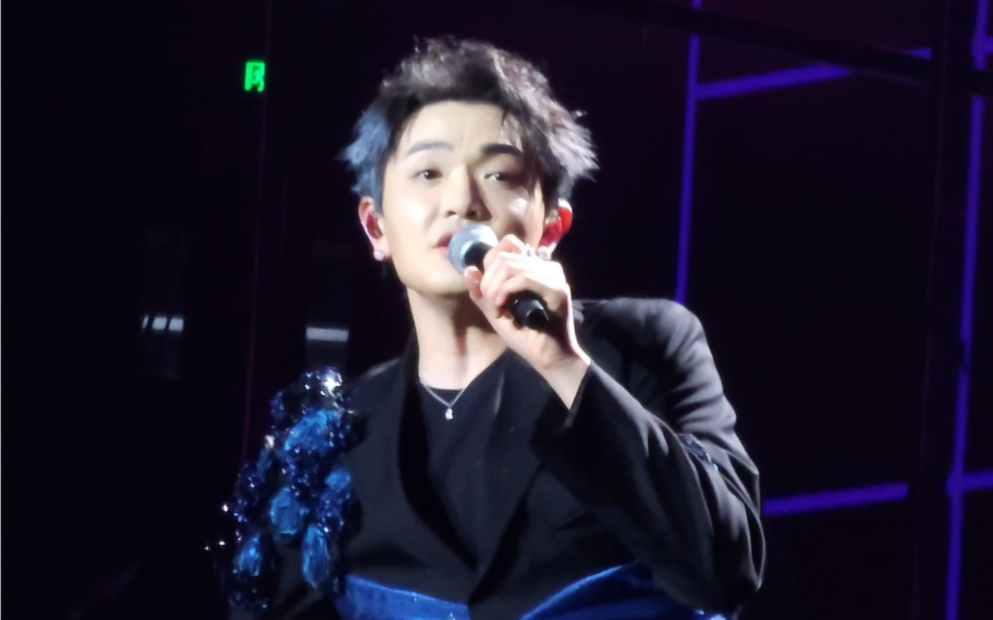 20231224//颜人中佛山绿洲专场演唱会//《很需要》-一只贝咪-一只贝咪