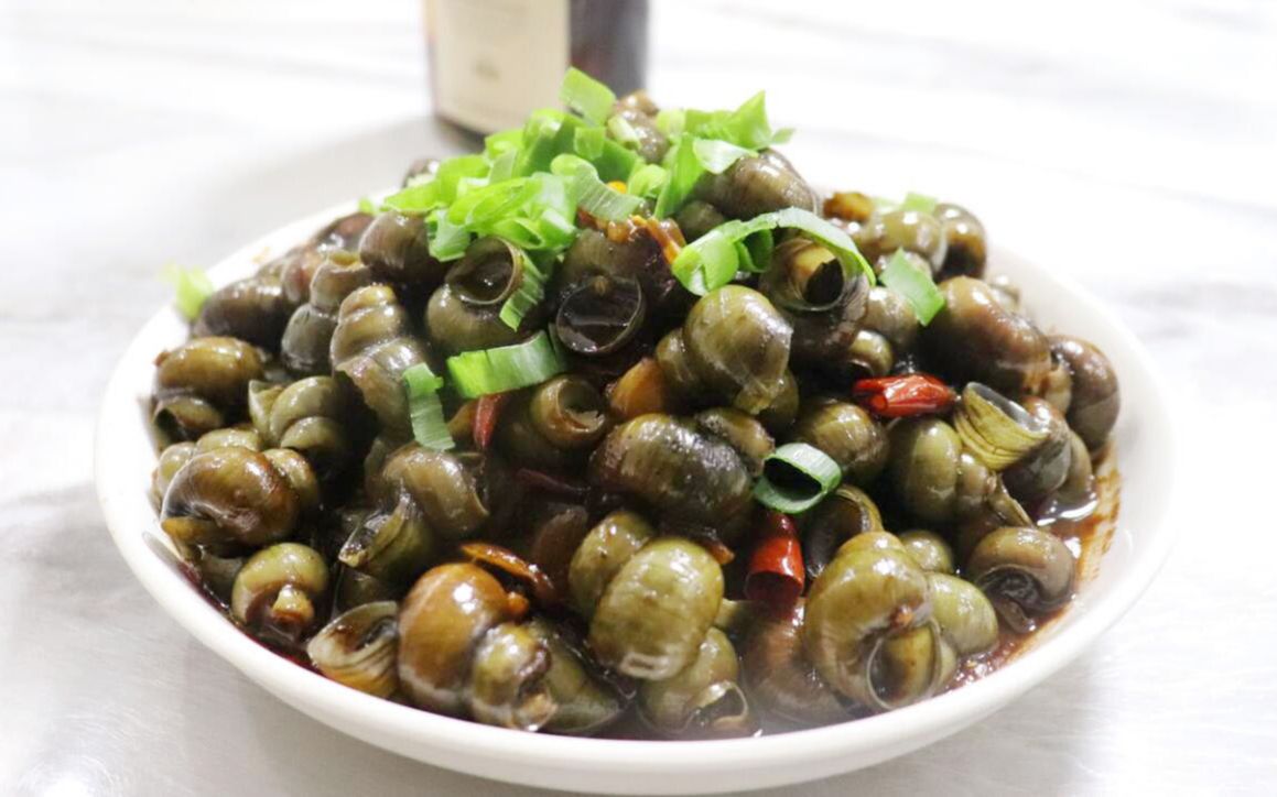 酱爆螺丝这样做才好吃,香辣入味很过瘾,夜宵必备下酒菜