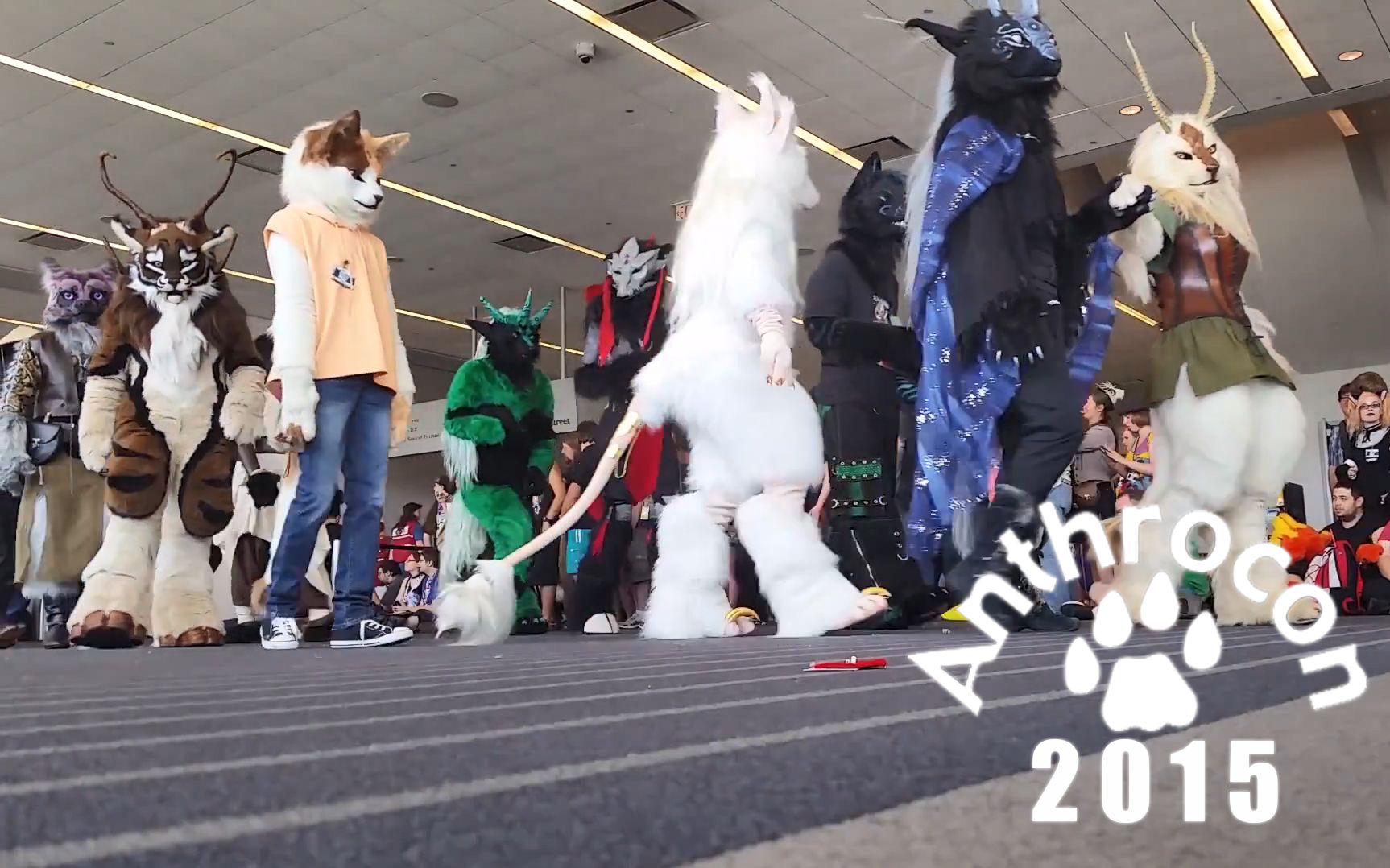 [图]【国外&兽装】一起来看看国外的兽装游行吧！Anthrocon-2015 (Ⅱ)