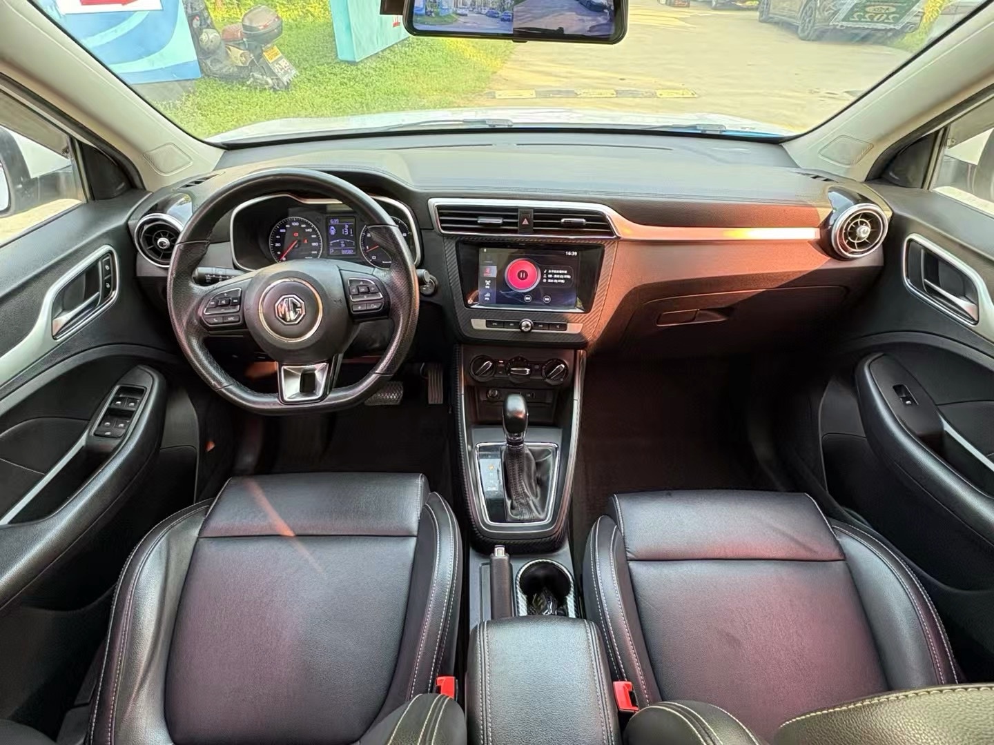 新到18年名爵zs自动1