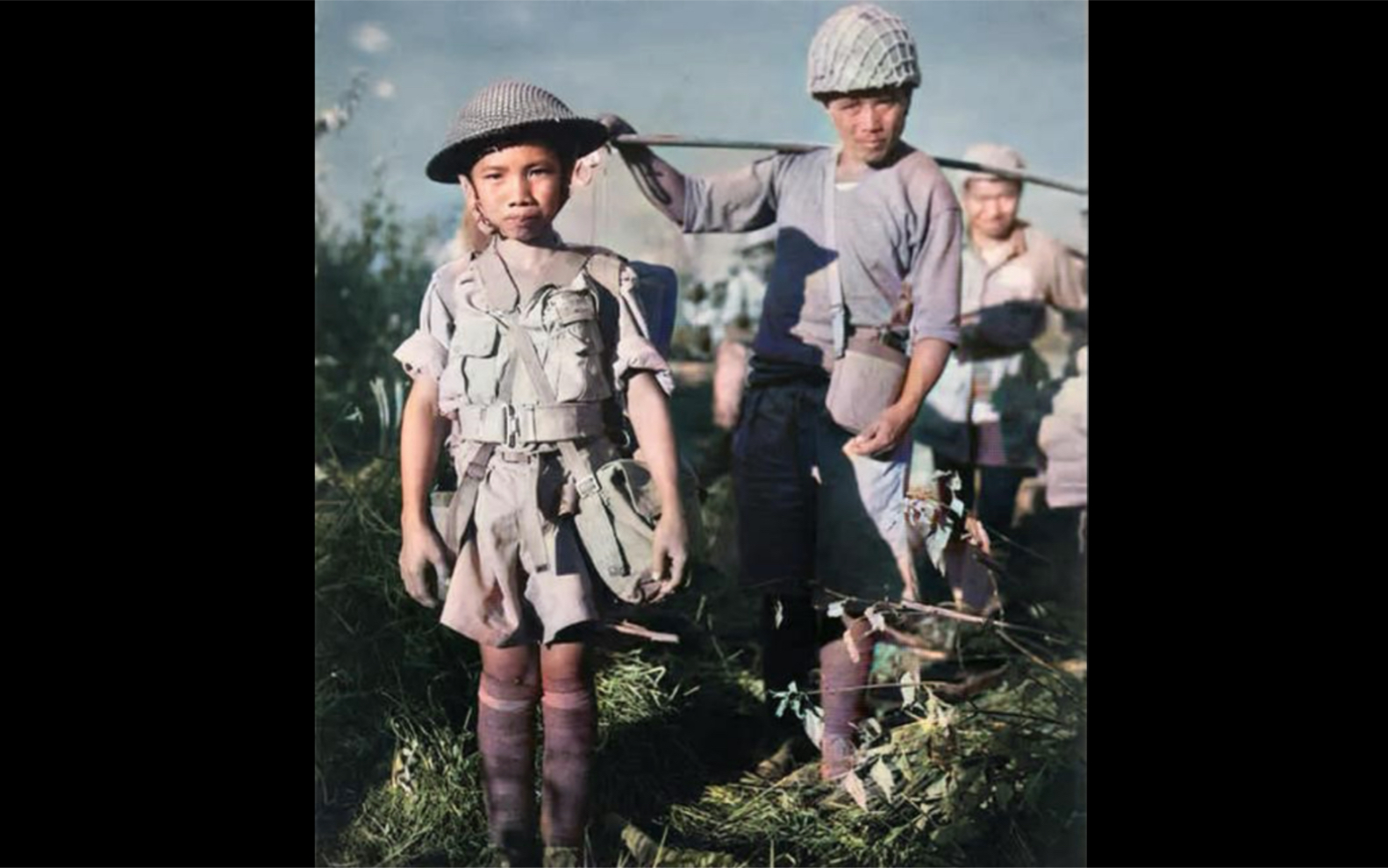 彩色修复:中国远征军少年军,13岁.