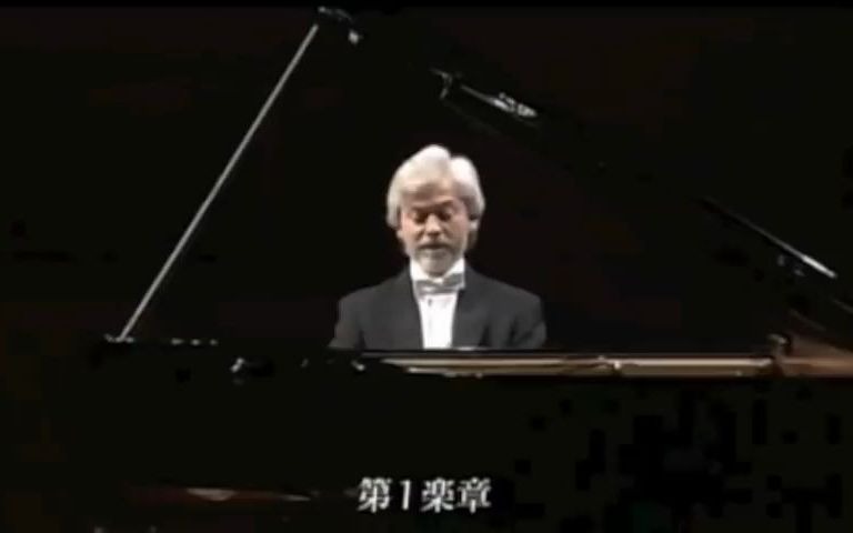 [图]齐默尔曼白胡子时期演奏Mozart 试图跟内田阿姨一决高下