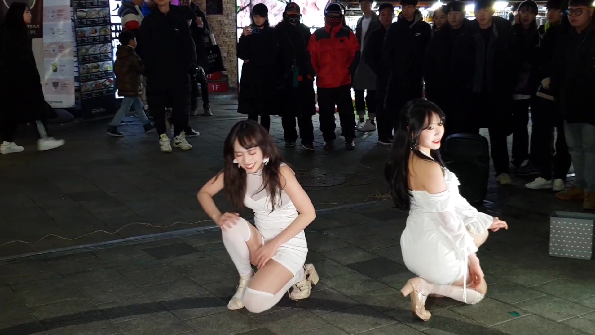 「韩国饭拍」190111舞蹈团#starfruit 18-男孩@hongdae busking [直接