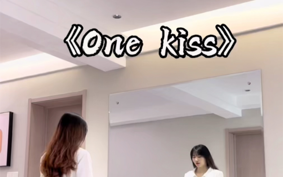 [图]《one kiss》