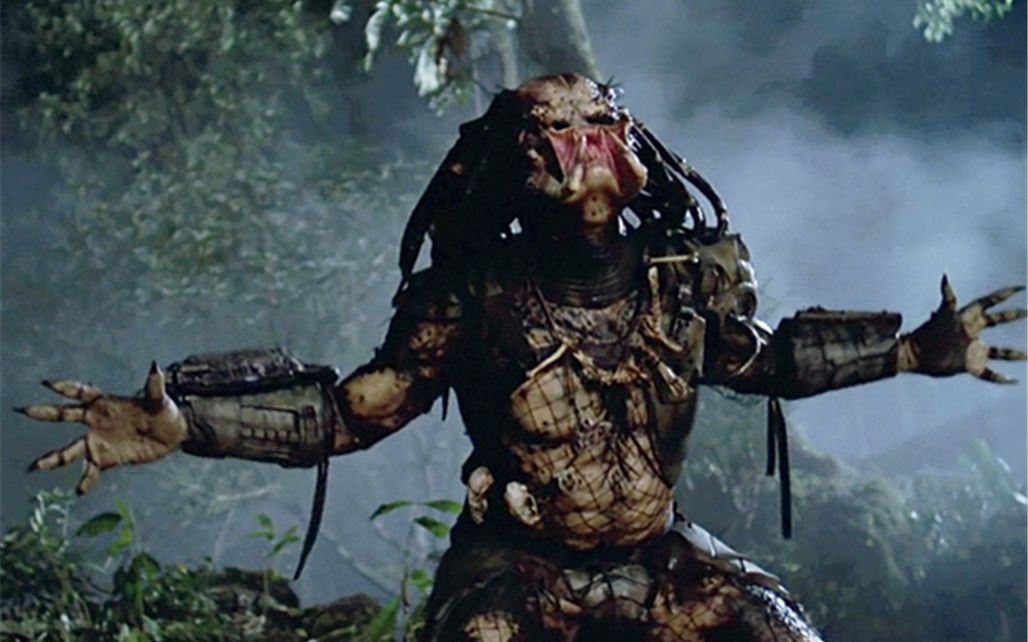 美军抓到一个怪物,本来想用来搞研究,没想到却被外星人收拾了!