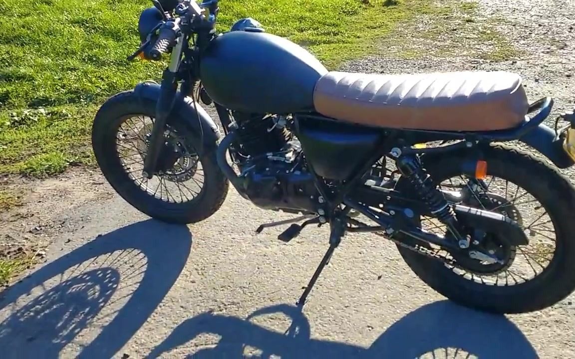 2018版猛狗测评驾乘体验 mongrel 250mutt马特轻骑大脚摩托车