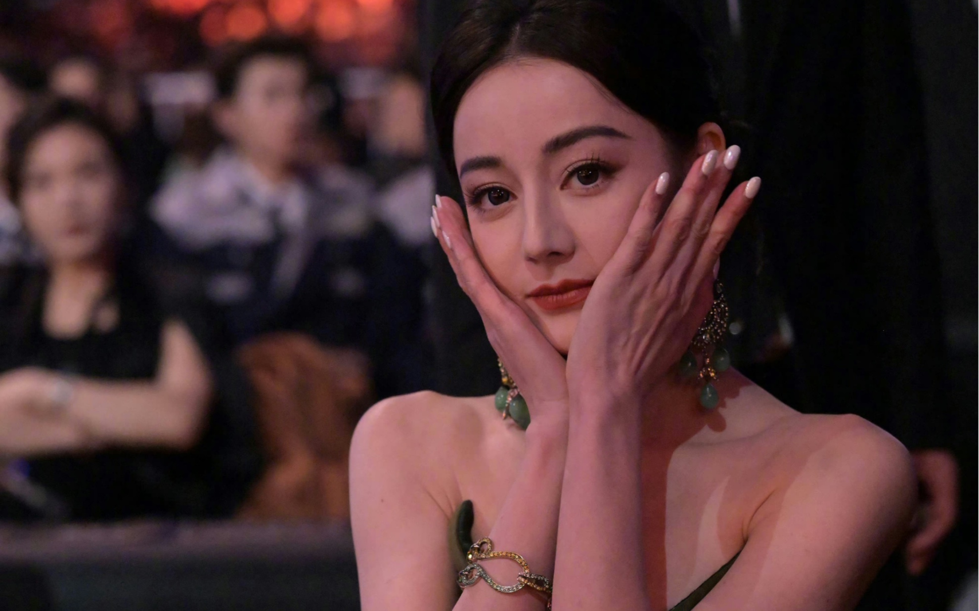 2023微博之夜微博年度质感演员白敬亭迪丽热巴井柏然吴磊(现场视角)