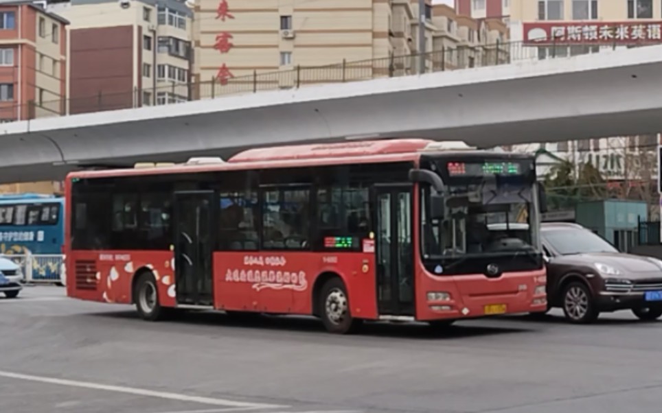 大连公交901路黄海混动phev通过黑石礁