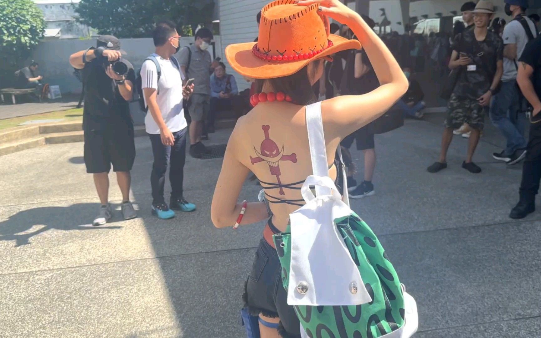 "这个艾斯就挺离谱的!