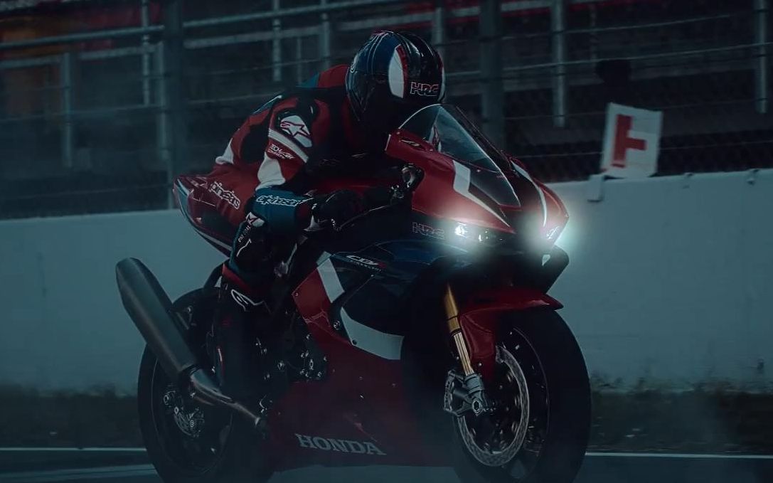 [图]全新 本田 CBR1000RR-R 宣传片 -“Born to Race”