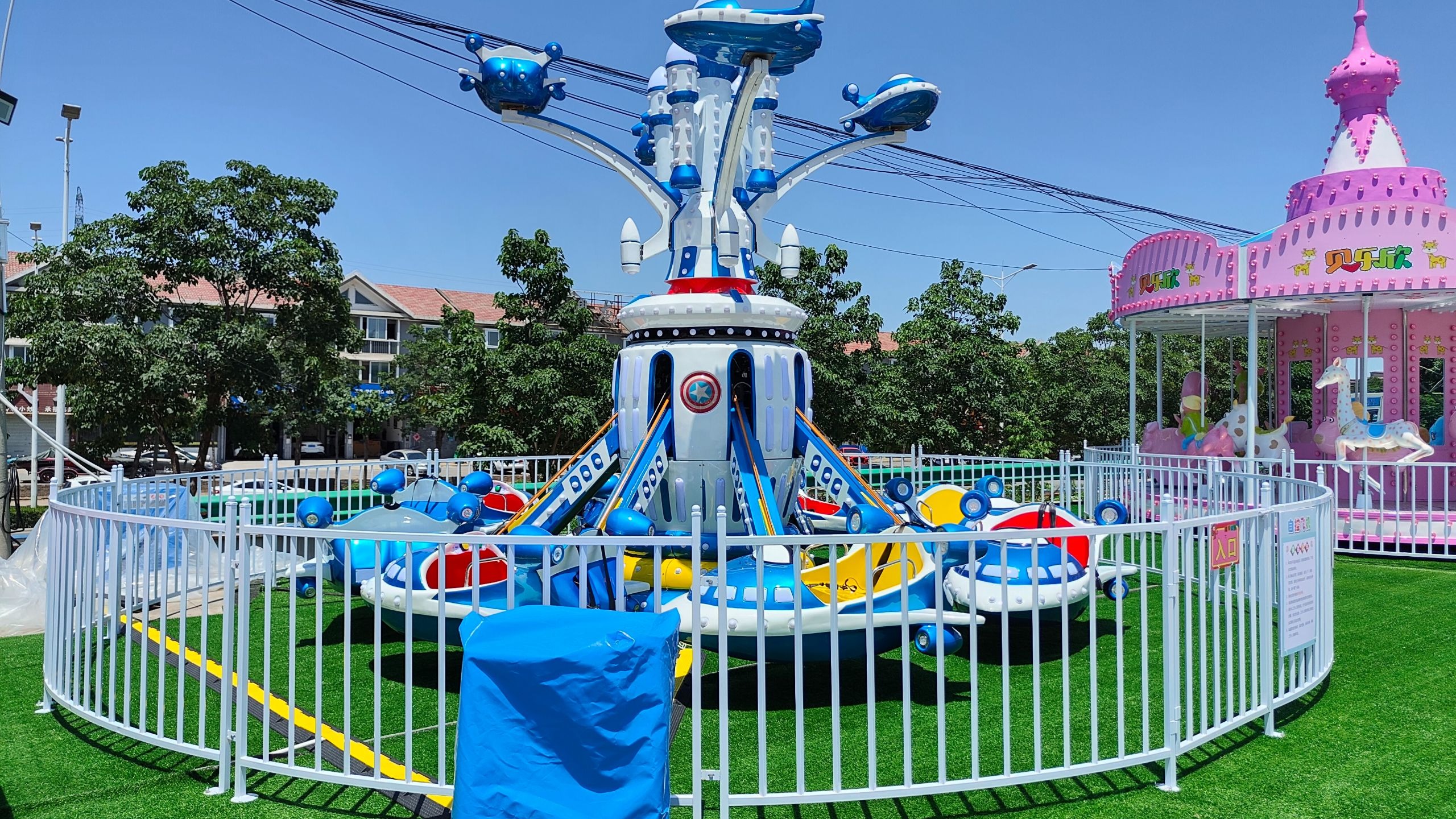 双层自控飞机 游乐场游乐设备 公园新兴娱乐项目