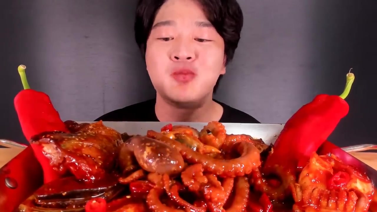 超级大胃王吃超级海鲜!