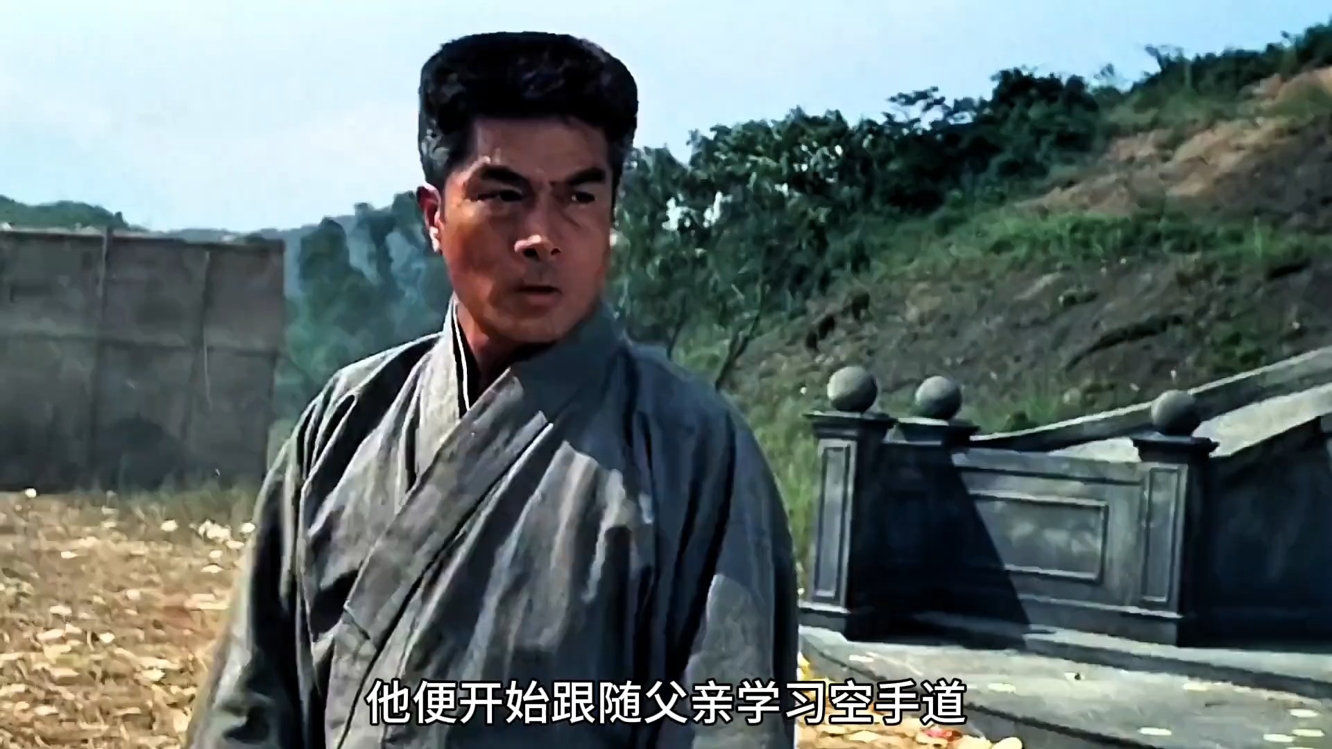 与李连杰对决的场面堪称经典,如今80岁依然能打,他就是"仓田保昭"