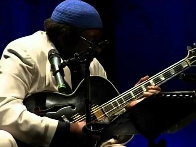 【Live Video】先锋/自由爵士/布鲁斯James Blood – Solo ( Sines 2009现场全长 )哔哩哔哩bilibili