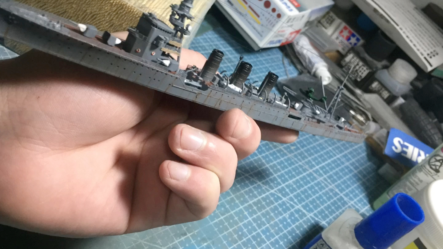 这艘是鬼怒号轻巡洋舰,这艘我觉得也不好,明天把那些做的好的整理一下