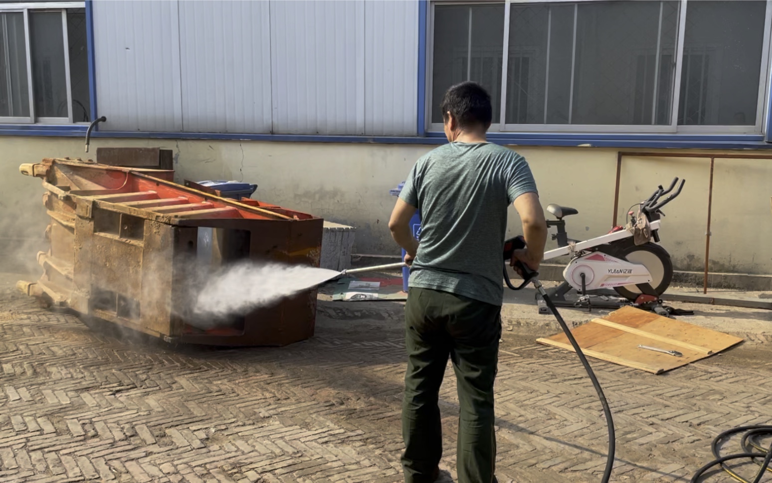 高压清洗机除漆除锈好帮手