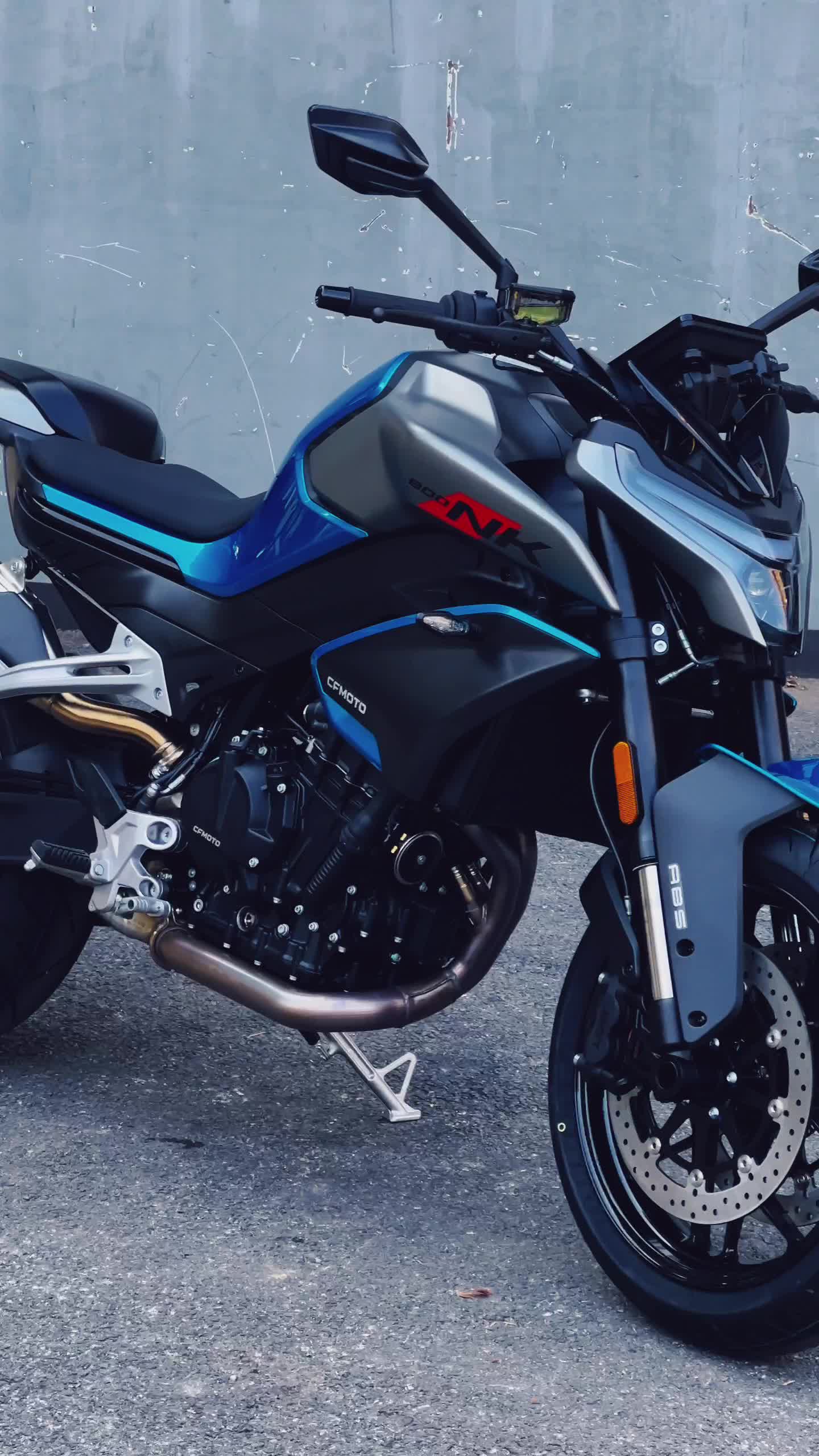 整备质量低至186kg,轻量化的800nk你爱了吗#800nk#大摩头机车#春风