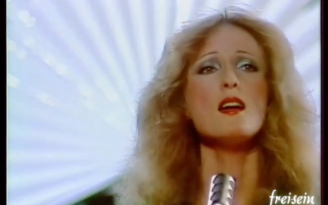 [图](70年代现场）Veronika Fischer 演唱经典歌曲 You are the sunshine of my life 1976