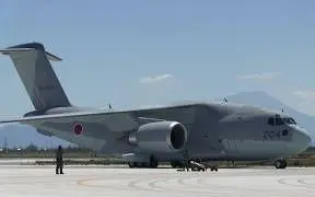 17年小牧基地航空祭c 2 运输机低空通场飞行表演 哔哩哔哩 Bilibili