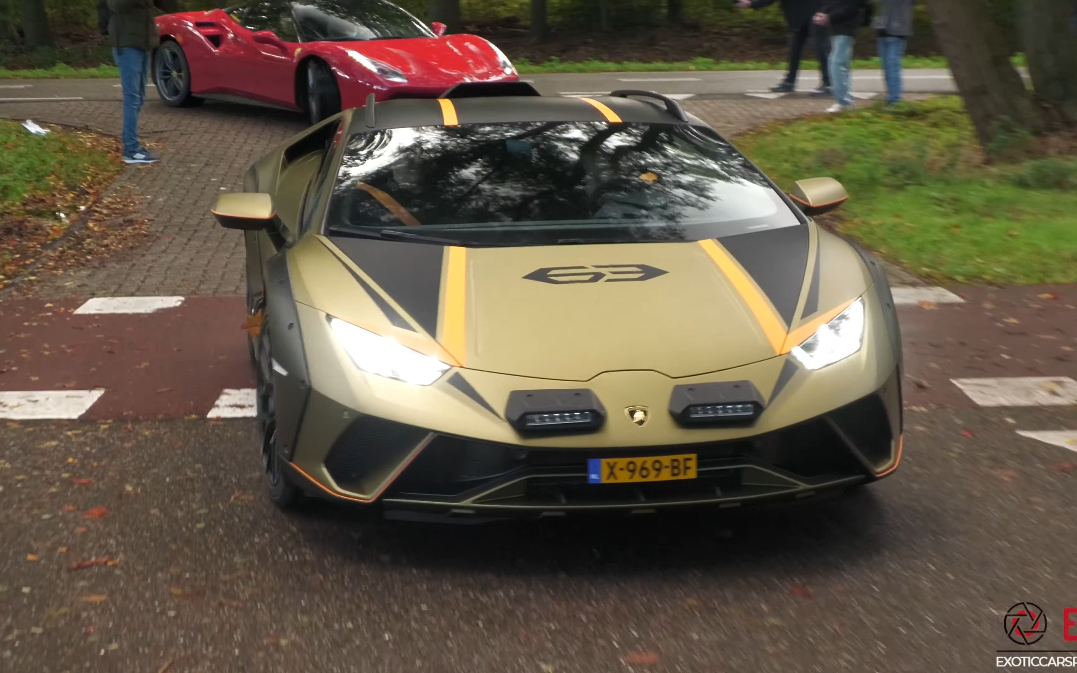 全新野牛 | 兰博基尼 huracan sterrato | 声浪和加速 !