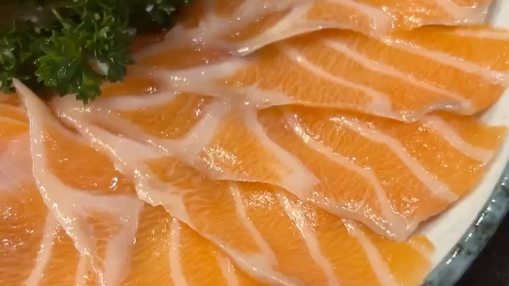 法罗群岛冷海皇冠三文鱼