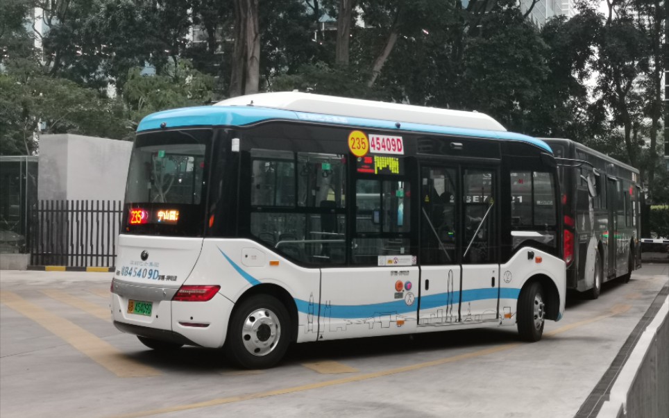 【深圳公交】深圳巴士集团235线 宇通·新能源e6s 6米微循环公共汽车