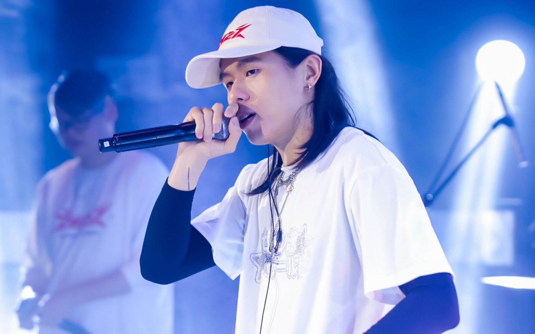 mc法老唱上学威龙被送全套喜羊羊2021年首演