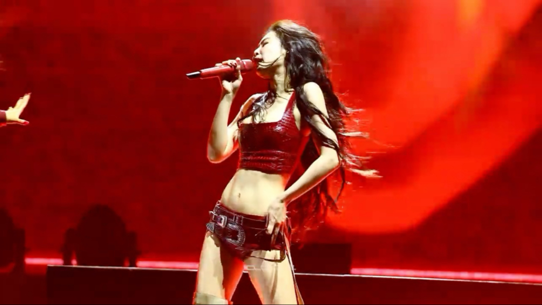 jennie 科切拉音乐节直拍