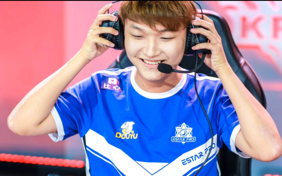 【猫神cat】最爱猫猫的笑了