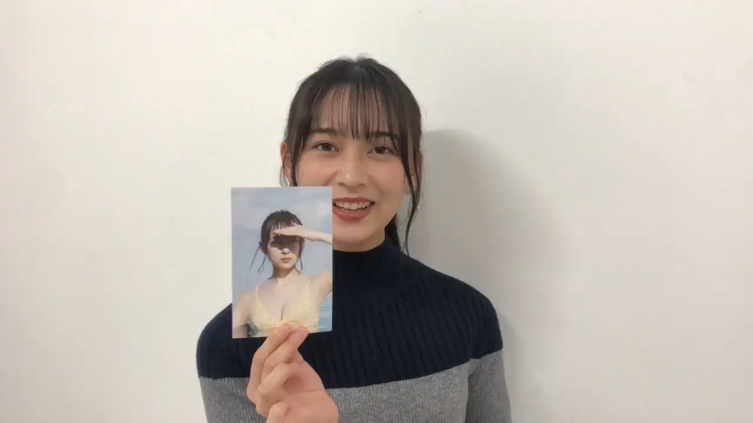 [图]#乃木坂46##鈴木絢音#介绍写真集的各