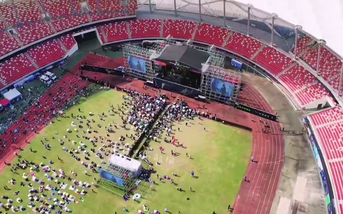 枣庄热浪音乐节#航拍#山东生活日记#第一视角#夜景#无人机#音乐现场