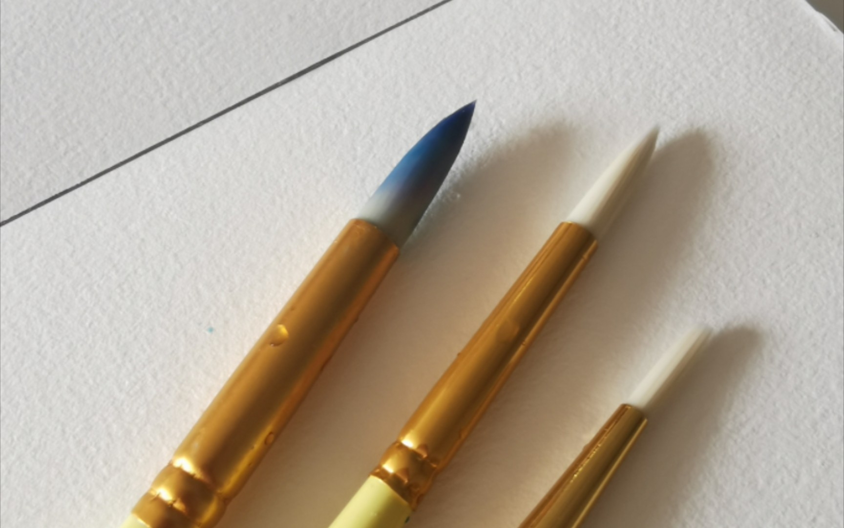 试试拼多多五块三只的尼龙水彩毛笔怎么样