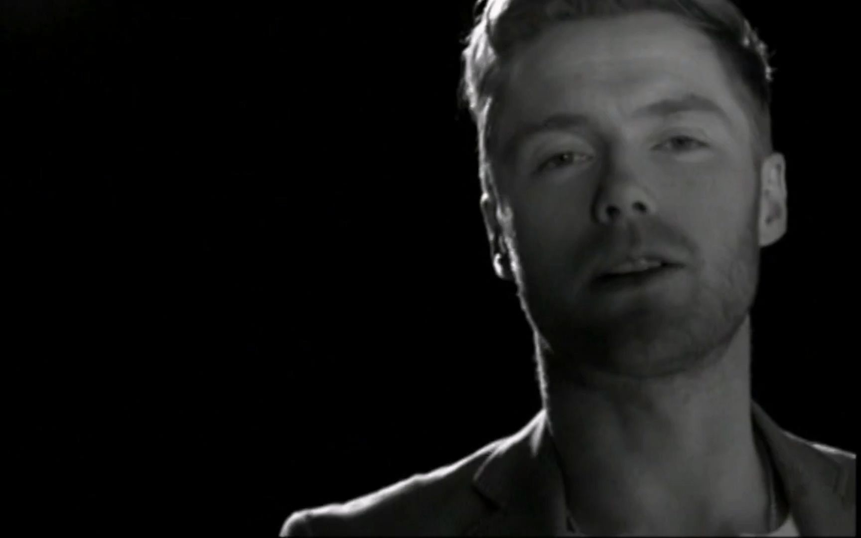 [图]Ronan Keating - Suspicious Minds 2009