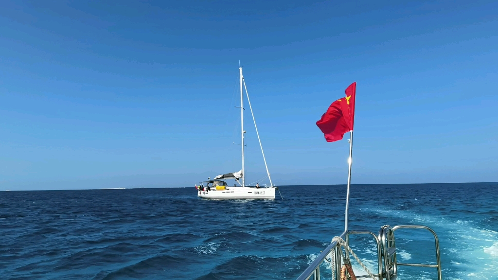 [图]希望小岛能尽快恢复往日的悠闲，海南加油